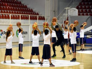 Aliağa Belediyesi Yaz Spor Okulları Kayıtları Başlıyor