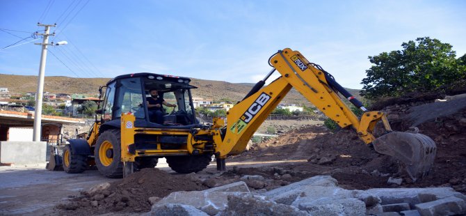 Aliağa Belediyesi’nden Yukarı Şehitkemal’e Hizmet Yağmuru