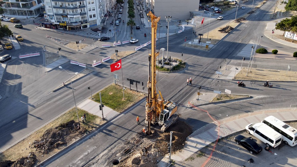 Aliağa’da Yıllardır Beklenen Katlı Kavşak Projesi Hayata Geçiyor