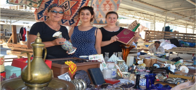 İzmir’in Antika Pazarı Halkapınar’da açıldı