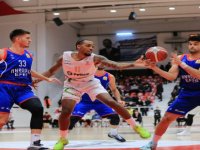 Aliağa Petkim Spor 82 – 92 Anadolu Efes