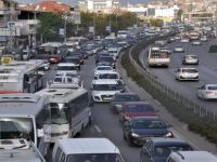 İzmir'de Trafiğe Kayıtlı Araç Sayısı Arttı