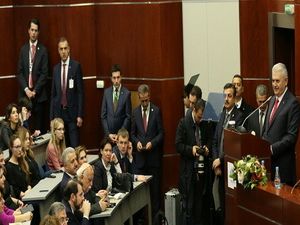 Başbakan Yıldırım, Moskova Devlet Diplomasi Enstitüsünde konuştu